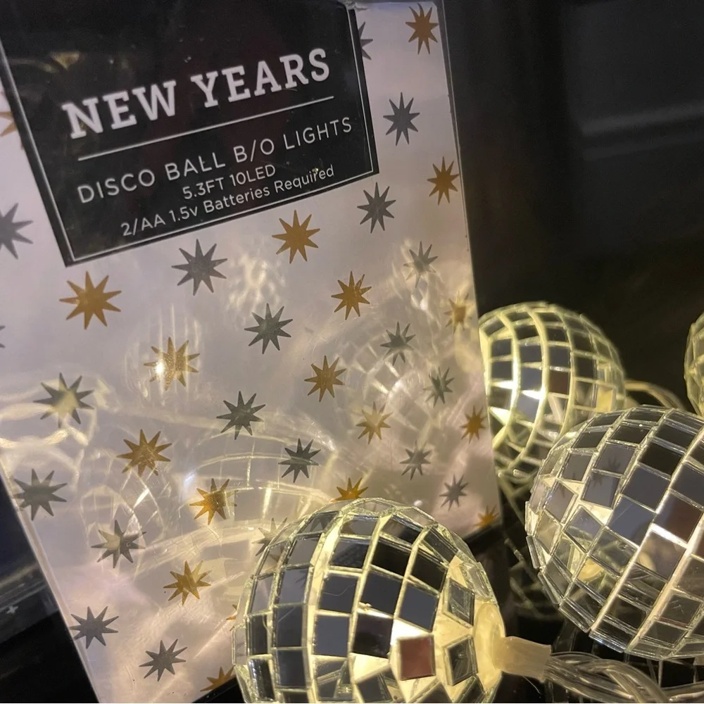 LED Disco Ball String Light Mirror Balls Ornaments/ New Years/ Party / Kids Room